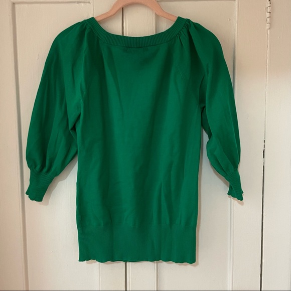 Retro Style Green Sweater - Picture 2 of 5